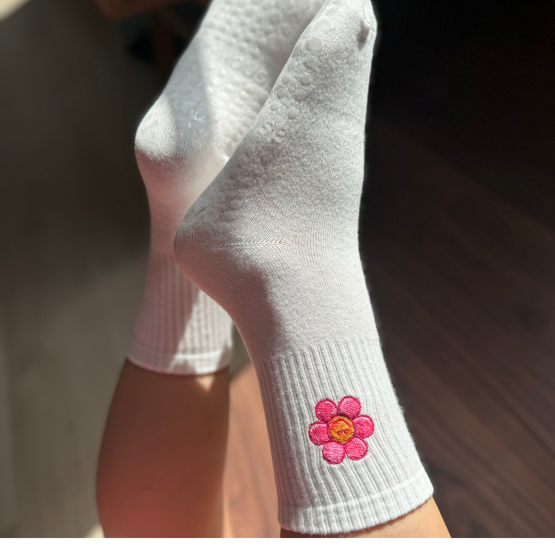 Happy Flower Sweat Grip Socks